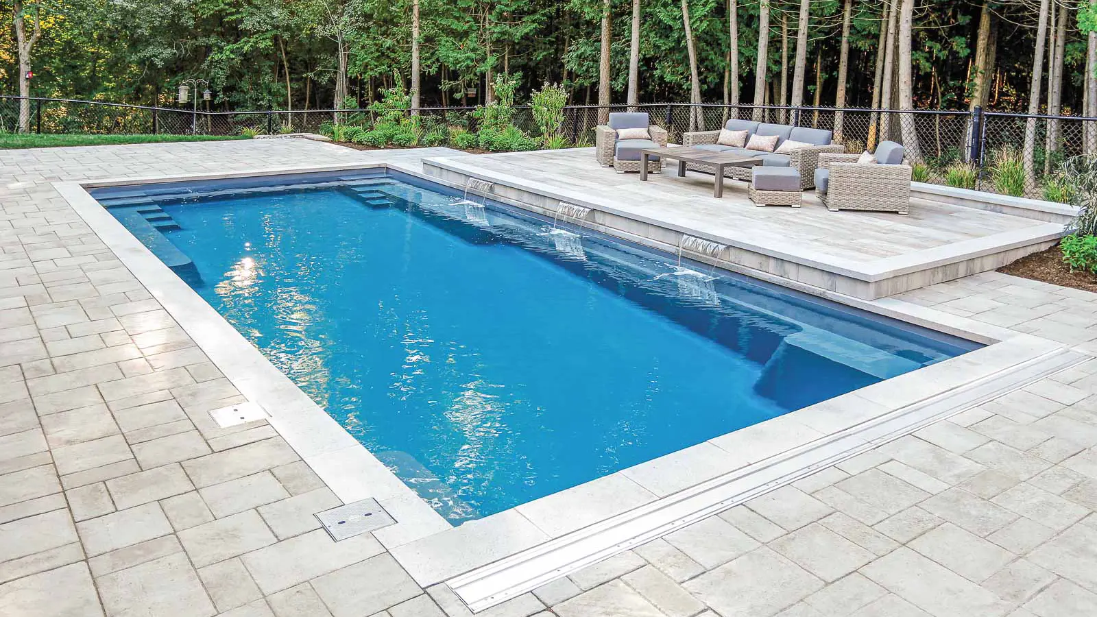 Leisure-Pools-Supreme-Fiberglass-Pool-Shape The Supreme™, a fiberglass pool design manufactured by Leisure Pools